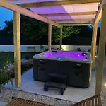 House Ivan 2 With Heated Pool Neoric