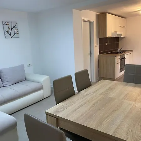 House Ivan 2 With Heated Pool Hébergement de vacances Neoric