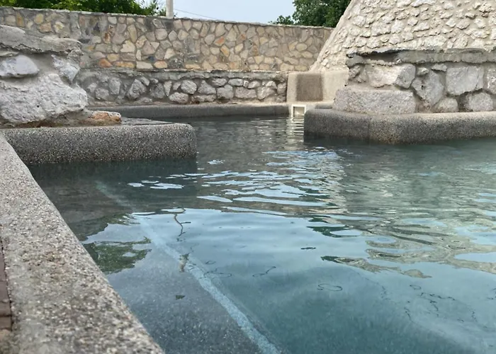 House Ivan 2 With Heated Pool